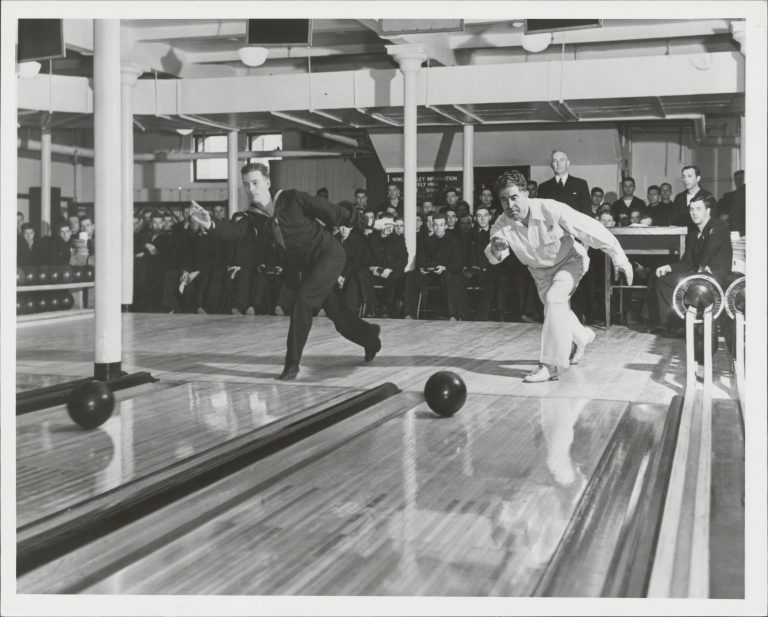 BOWLING BALLS & BAGS - International Bowling Museum & Hall of Fame