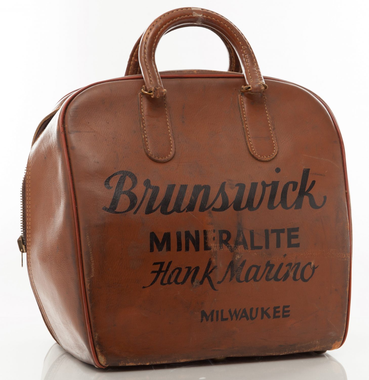 Vintage bowling bag in bordeaux – alicianiles.com